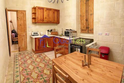House of Character in Bormla - Image 4