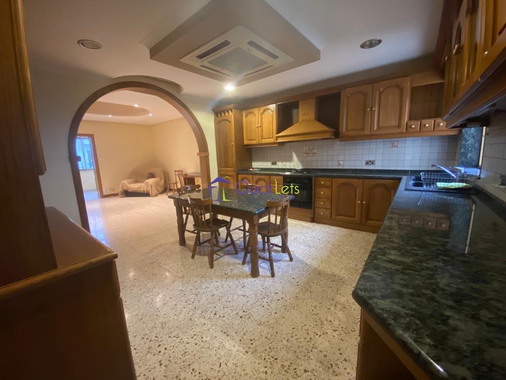 Property in Gwardamanga