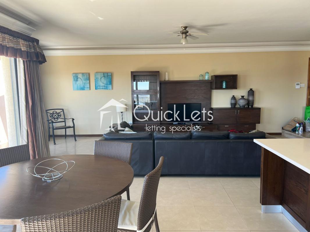 Apartments in Qawra - Image 2
