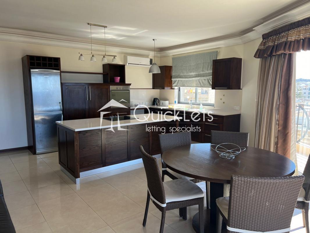 Property in Qawra