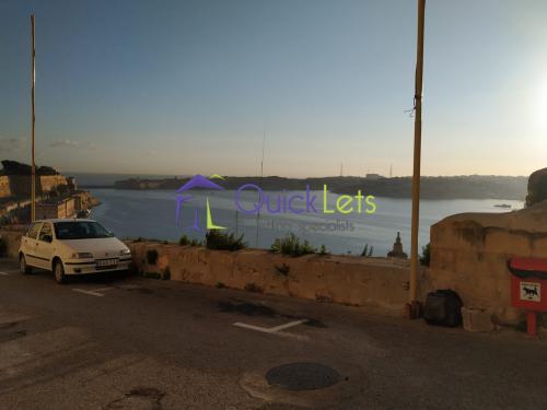 Maisonettes in Valletta - Image 4