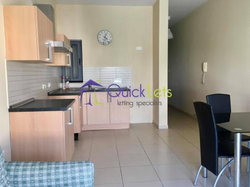 Apartments in Qawra - Image 4