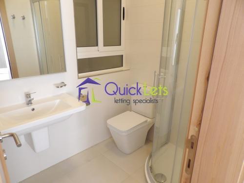 Rooms in Sliema - Image 4