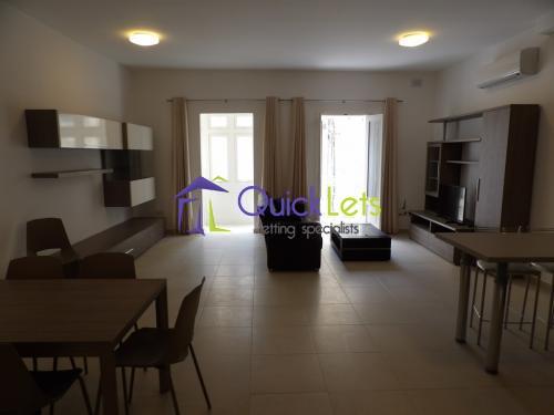 Rooms in Sliema - Image 5
