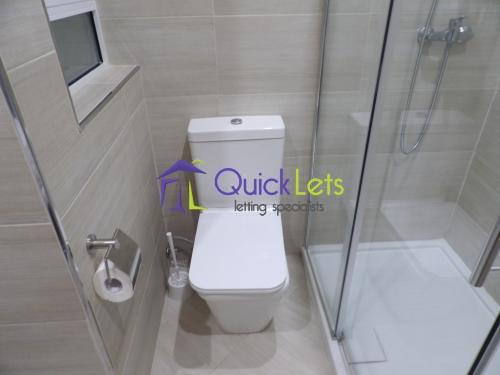 Rooms in Sliema - Image 4