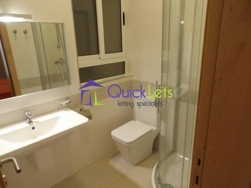Rooms in Sliema - Image 4