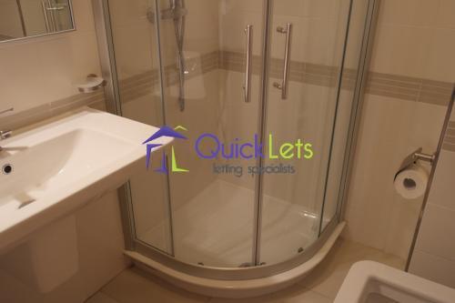 Rooms in Sliema - Image 3