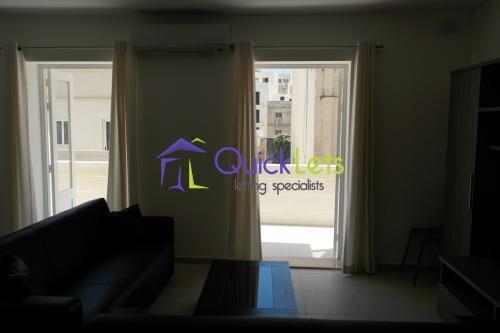Rooms in Sliema - Image 4