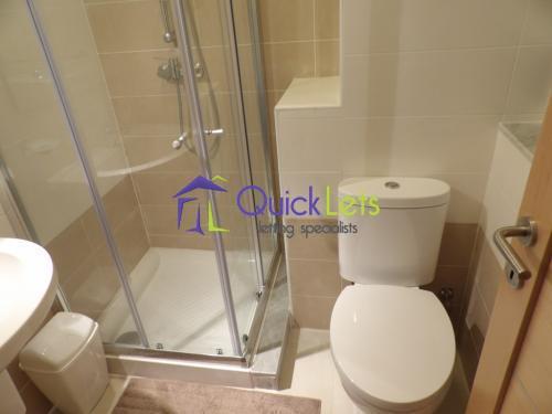 Rooms in Sliema - Image 5