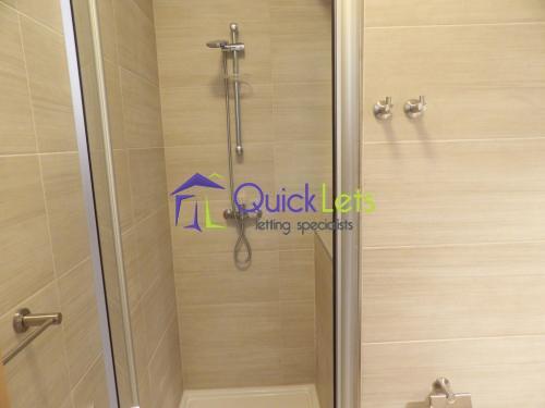 Rooms in Sliema - Image 4