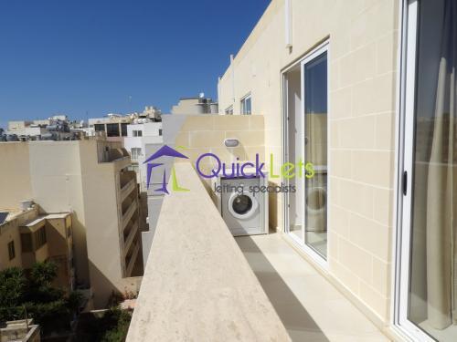 Rooms in Sliema - Image 4