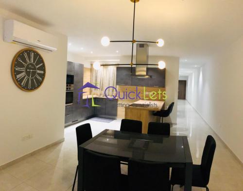 Penthouses in Qawra - Image 5