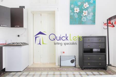 Studio Apartments in Valletta - Image 6