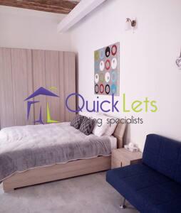 Apartments in Valletta - Image 3