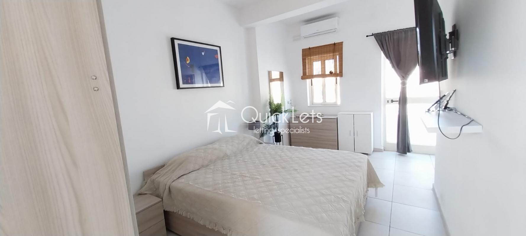 Duplex Penthouse in Floriana - Image 4