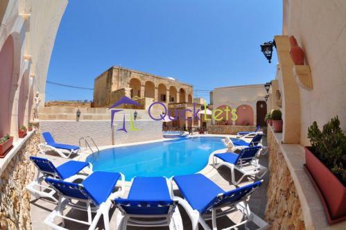 Farmhouses in Gozo - Zebbug - Image 4