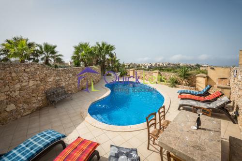 Property in Gozo - Nadur