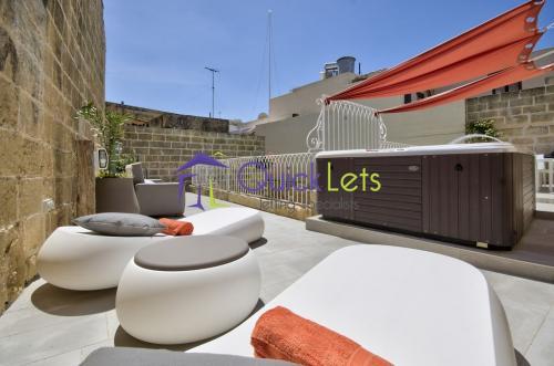 House of Character in Zejtun - Image 4