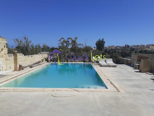 Property in Kalkara