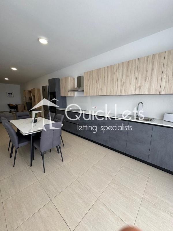 Apartments in Gzira - Image 2