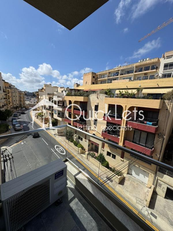 Apartments in Gzira - Image 6