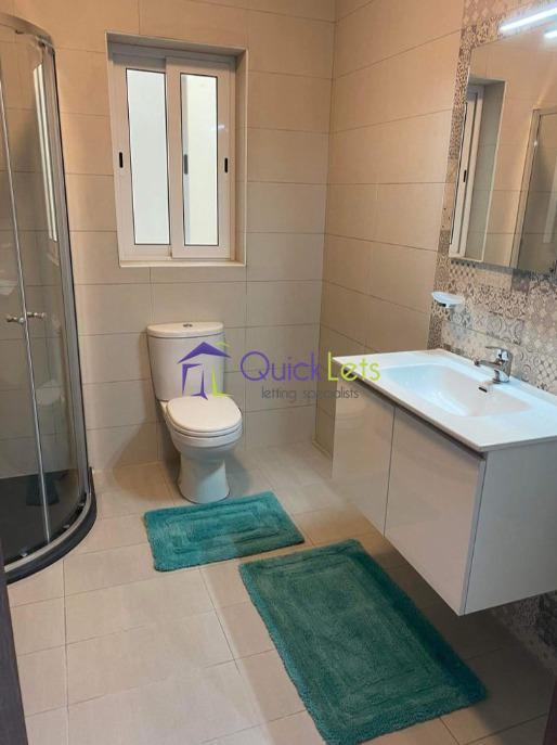 Apartments in Luqa - Image 4