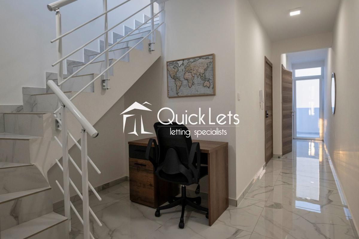 Duplex Penthouse in St. Paul's Bay - Image 5