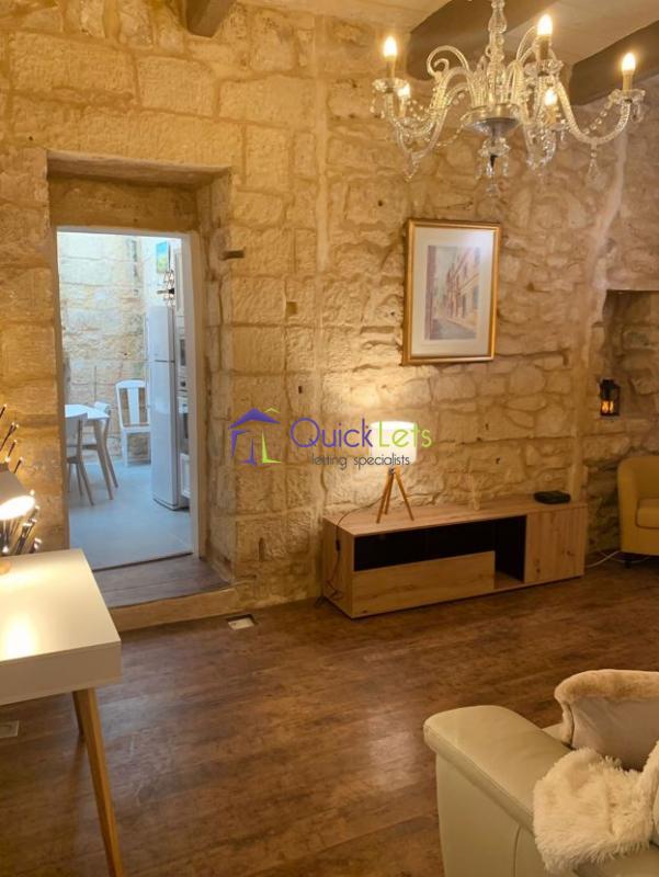 House of Character in Lija - Image 3