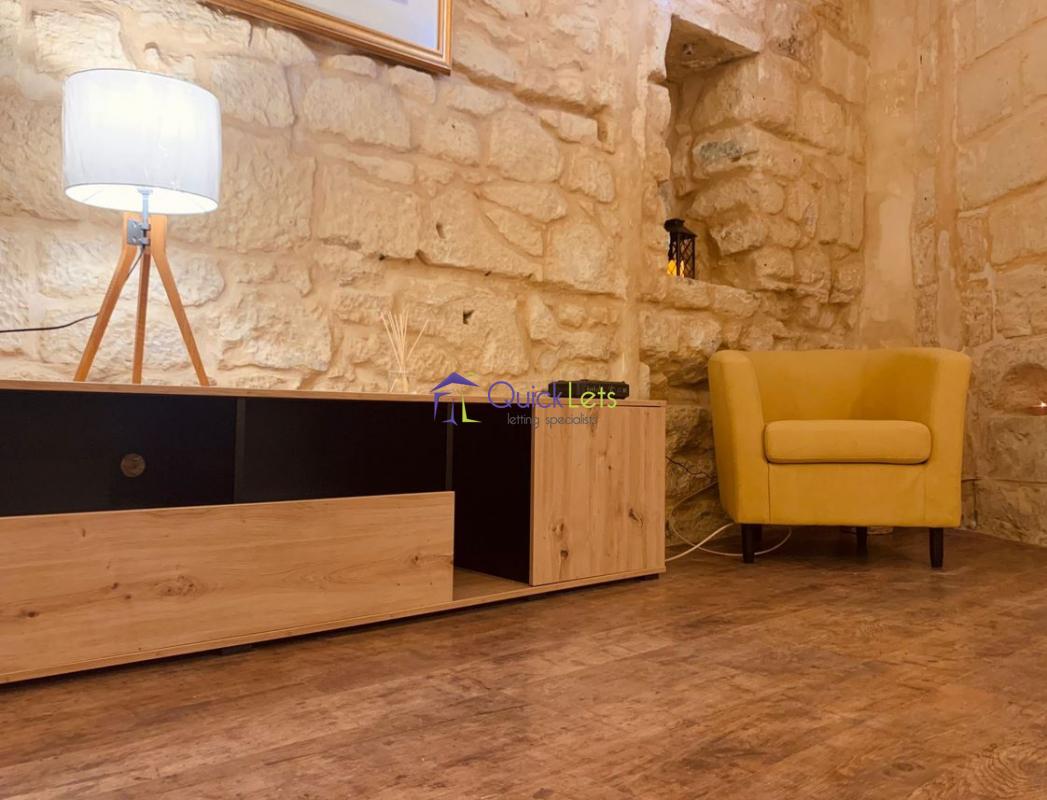 House of Character in Lija - Image 4