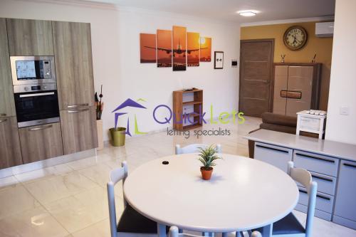 Apartments in Sliema - Image 4