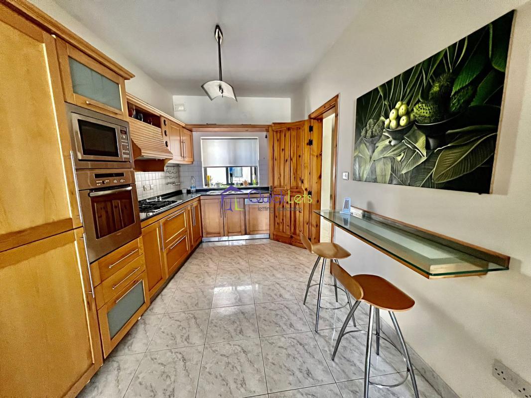 Property in Bahar ic-Caghaq