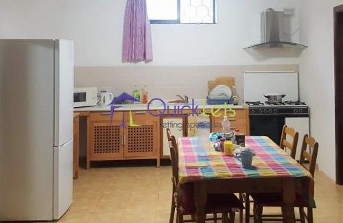 Apartments in Pembroke - Image 2