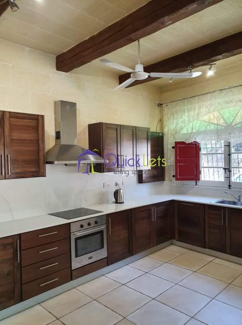 Farmhouses in Gozo - Kercem - Image 6