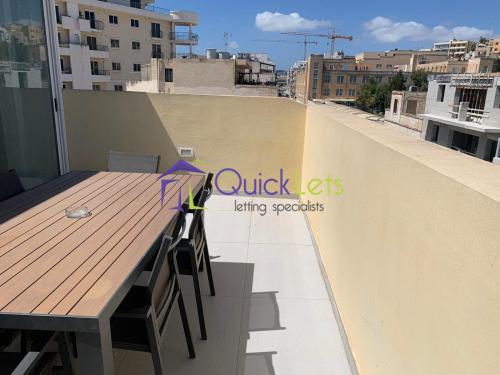 Penthouses in Gzira - Image 2