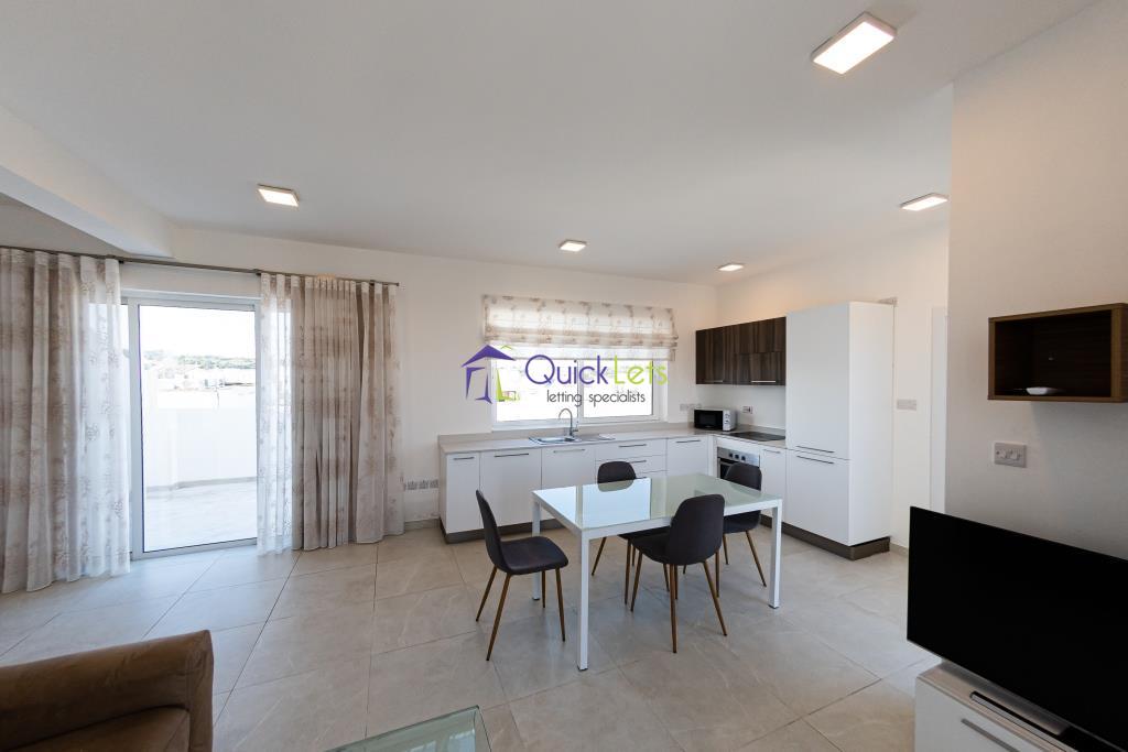 Penthouses in Xemxija - Image 5