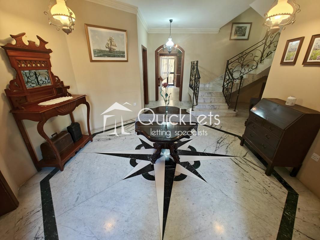 Property in Zabbar