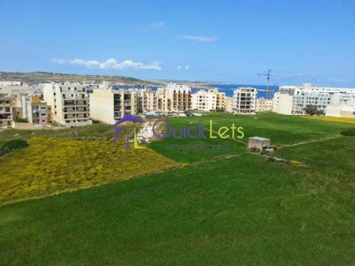 Property in Qawra