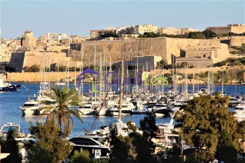 Rooms in Gzira - Image 4