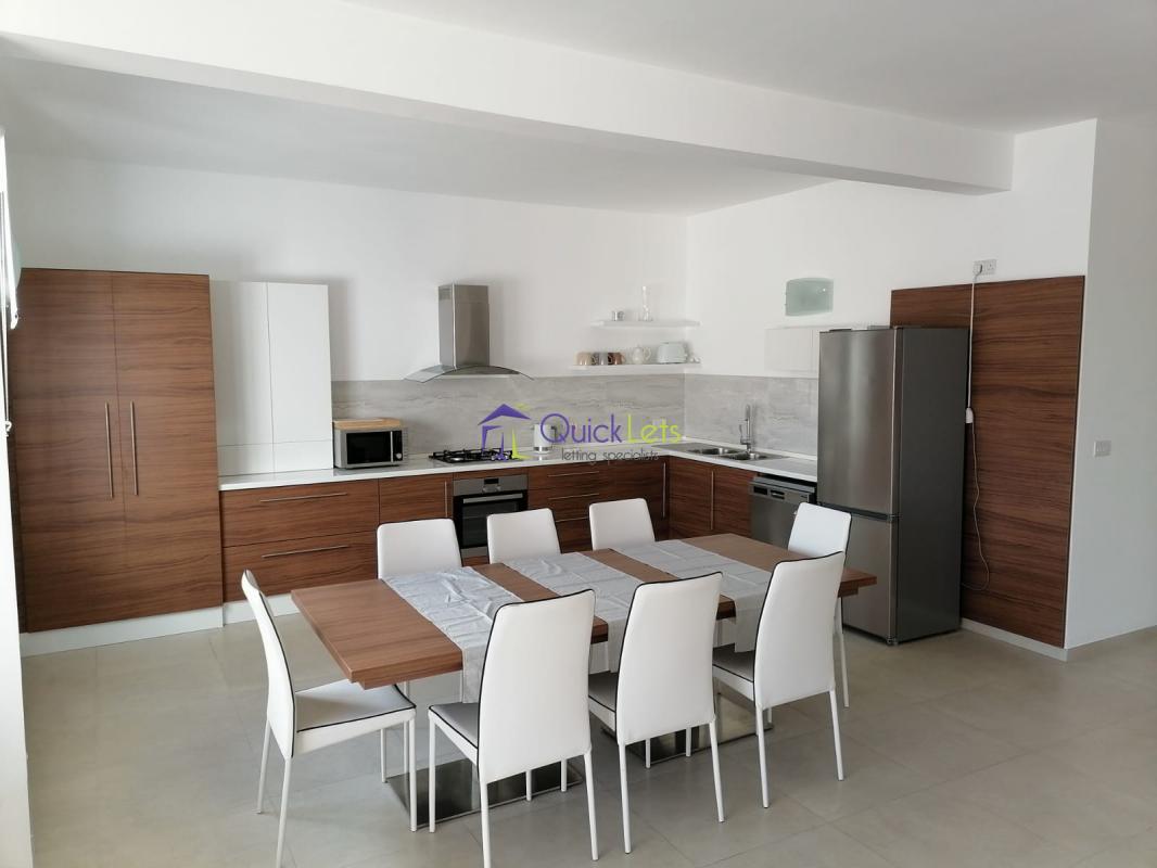 Apartments in Xemxija - Image 5