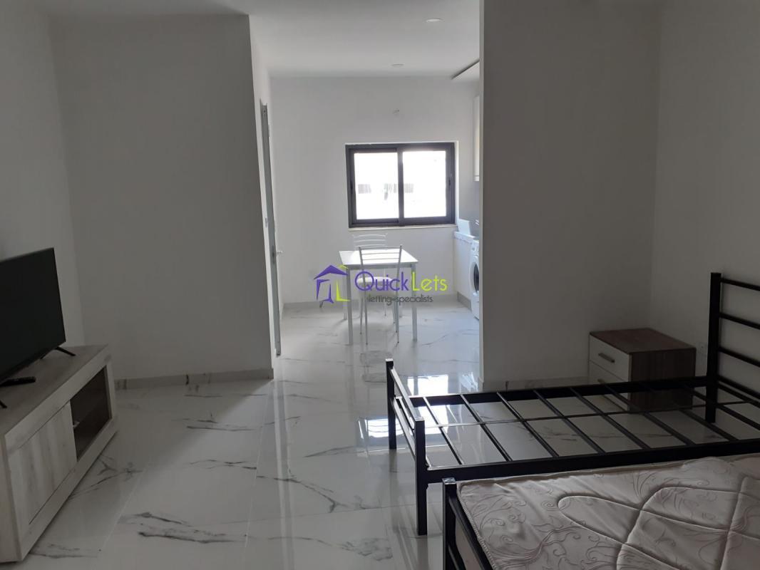 Property in Zebbug