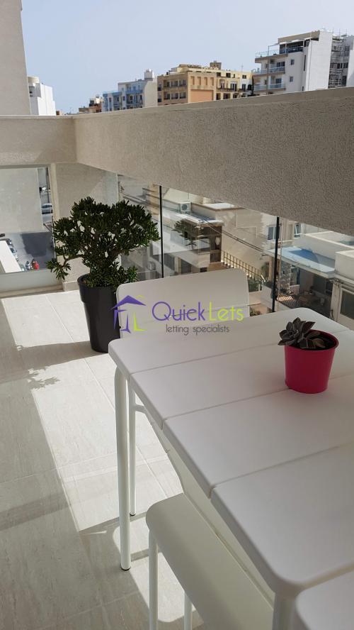 Apartments in Qawra - Image 4
