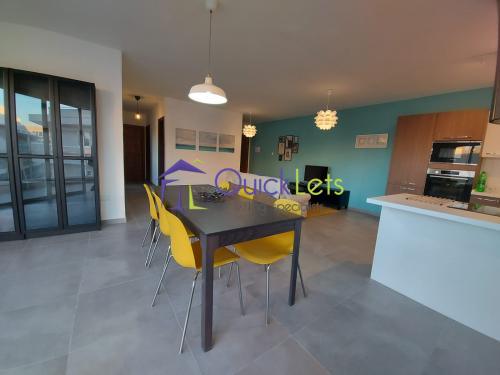 Apartments in Luqa - Image 2