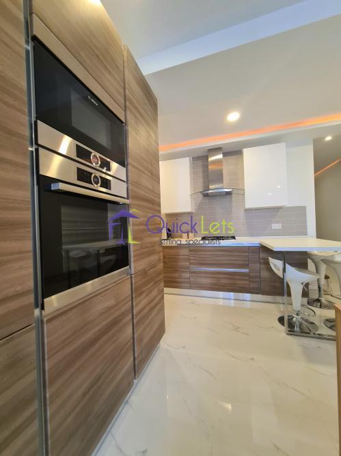 Property in Qawra