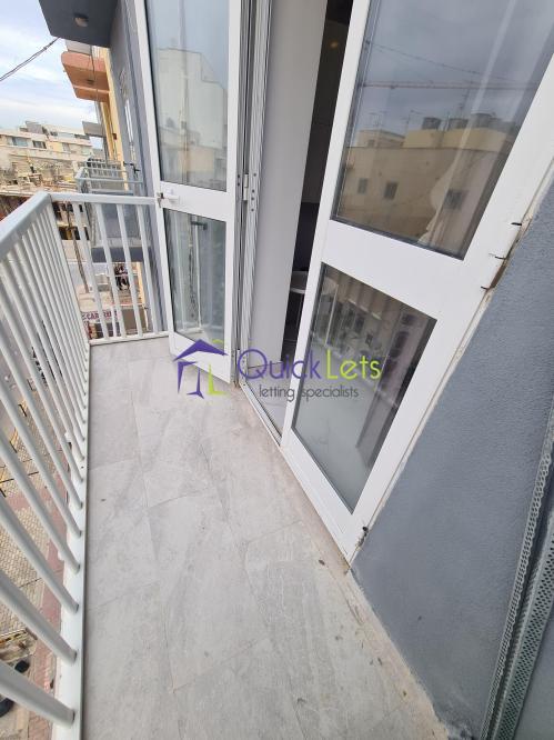 Apartments in Qawra - Image 4