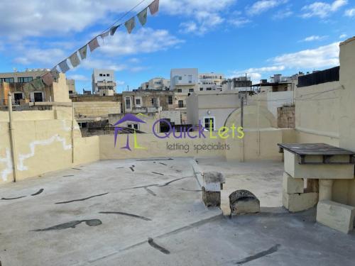 Townhouses in Sliema - Image 3