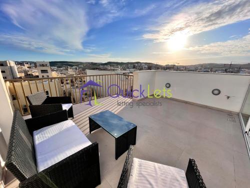 Property in Qawra
