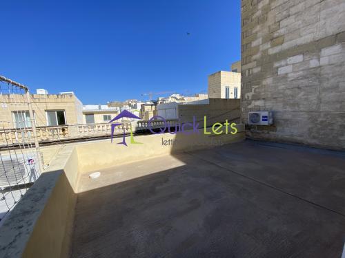 Townhouses in Sliema - Image 3