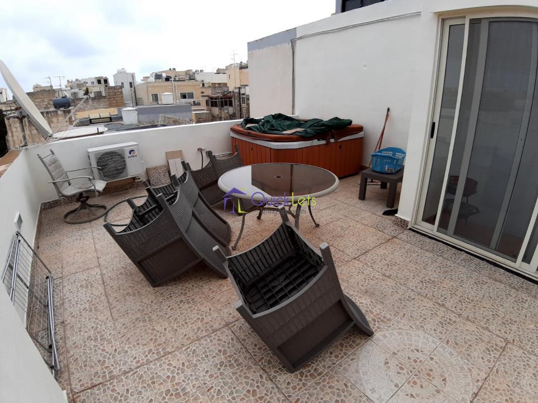 Townhouses in Sliema - Image 5