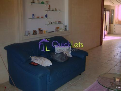 Rooms in Gzira - Image 3