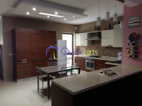 Property in Santa Venera